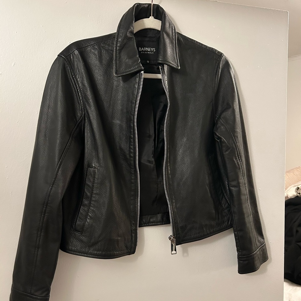 BARNEYS ORIGINALS NWOT Leather Jacket